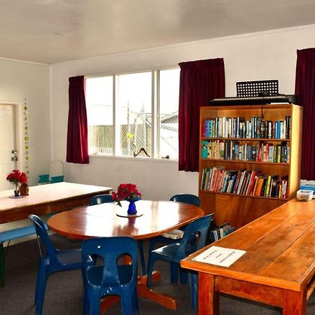 42B College House Hostel Whanganui Exterior photo